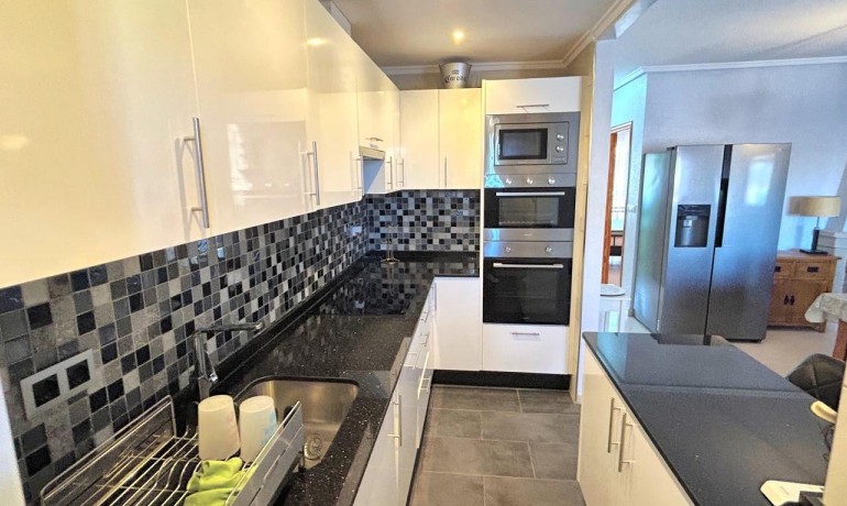 Herverkoop - Huis -
Orihuela Costa* - Villamartin*