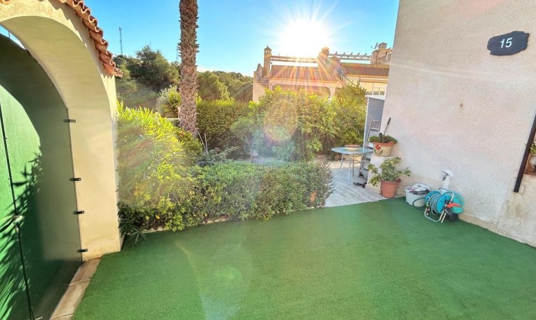 Herverkoop - Huis -
Orihuela Costa* - Villamartin*