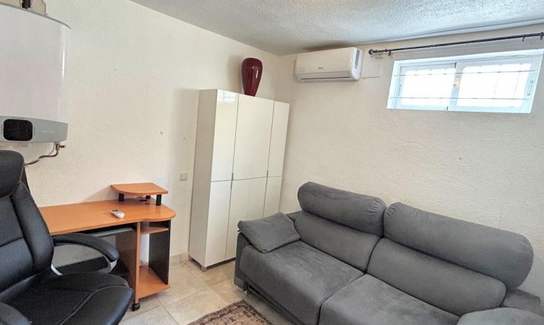 Herverkoop - Huis -
Orihuela Costa* - Villamartin*