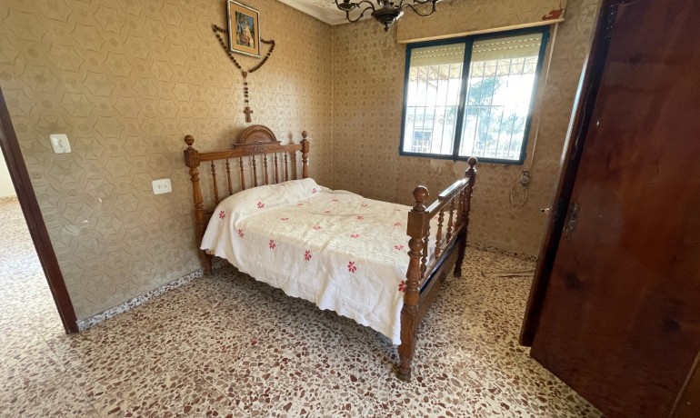 Herverkoop - Finca Country Property -
Aspe