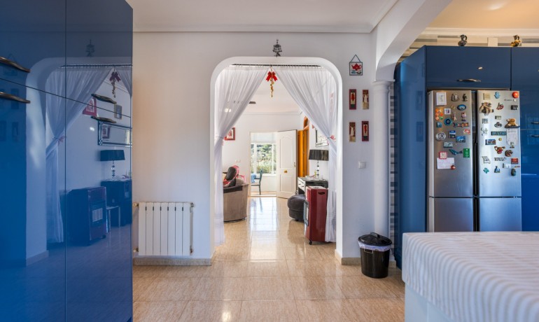 Sale - Finca Country Property -
La Zarza