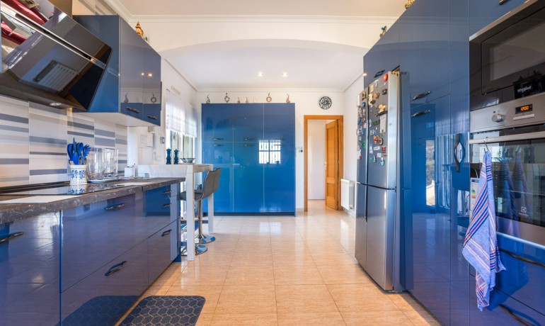 Sale - Finca Country Property -
La Zarza