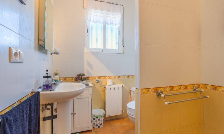 Sale - Finca Country Property -
La Zarza