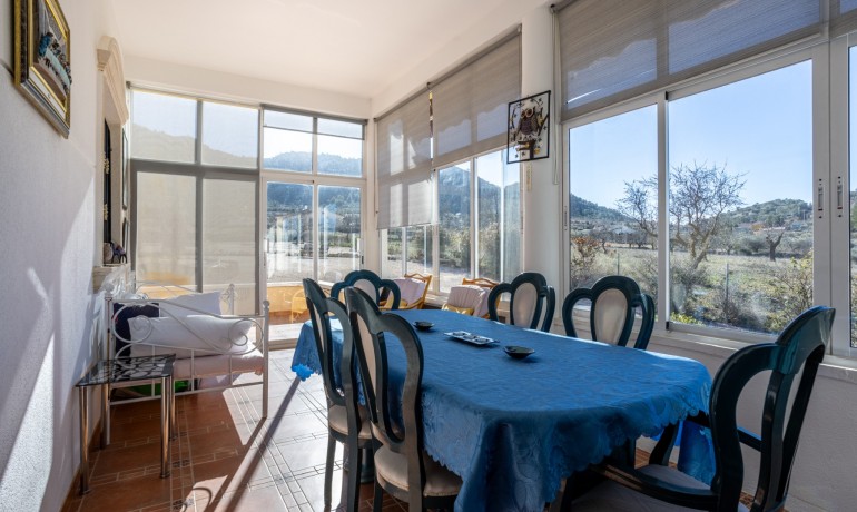 Sale - Finca Country Property -
La Zarza