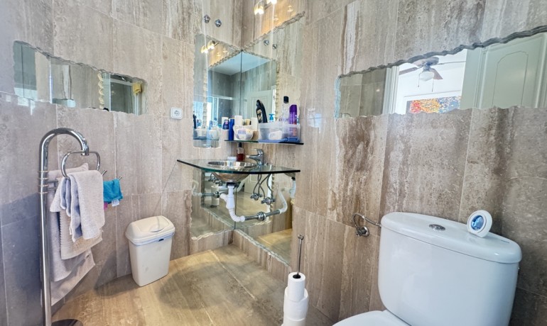 Herverkoop - Villa -
Las Ramblas Golf