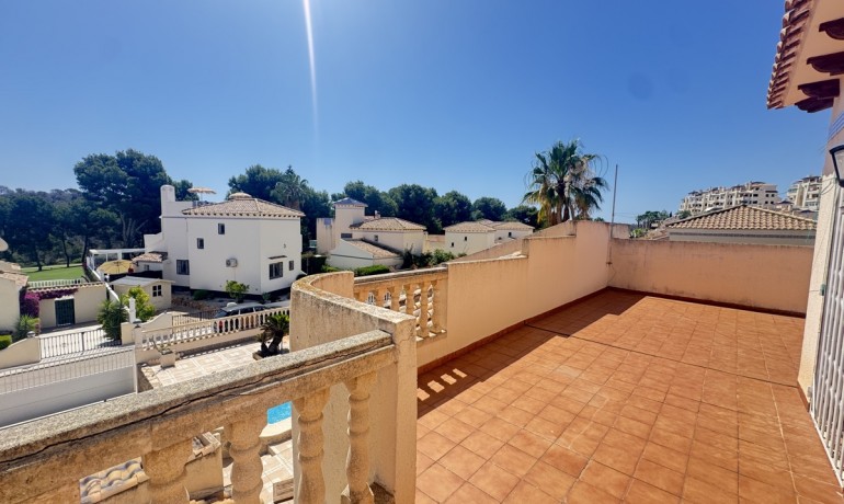 Herverkoop - Villa -
Las Ramblas Golf