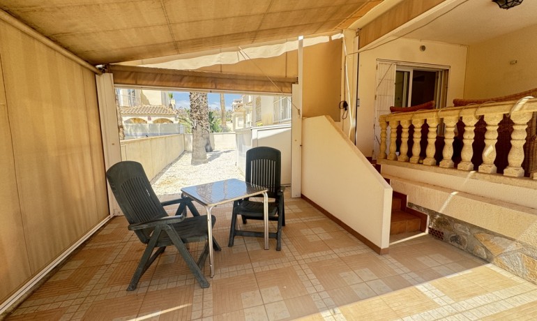 Herverkoop - Villa -
Las Ramblas Golf