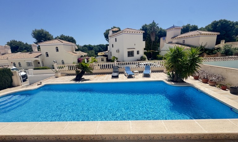 Herverkoop - Villa -
Las Ramblas Golf