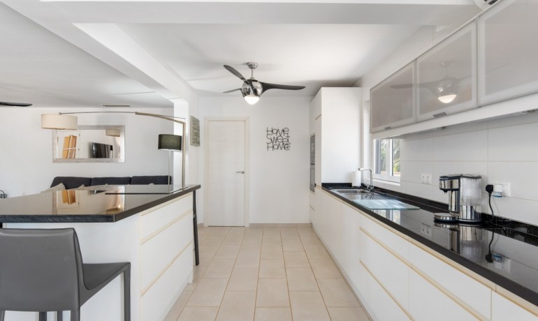 Venta - Finca -
Catral*