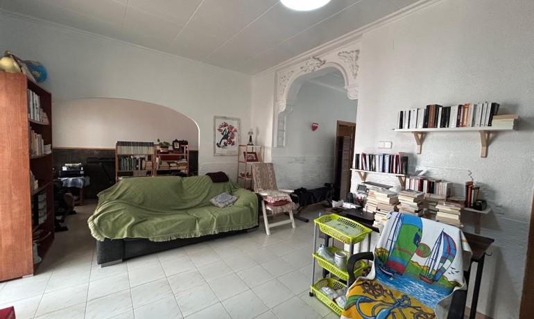 Sale - House -
Jacarilla