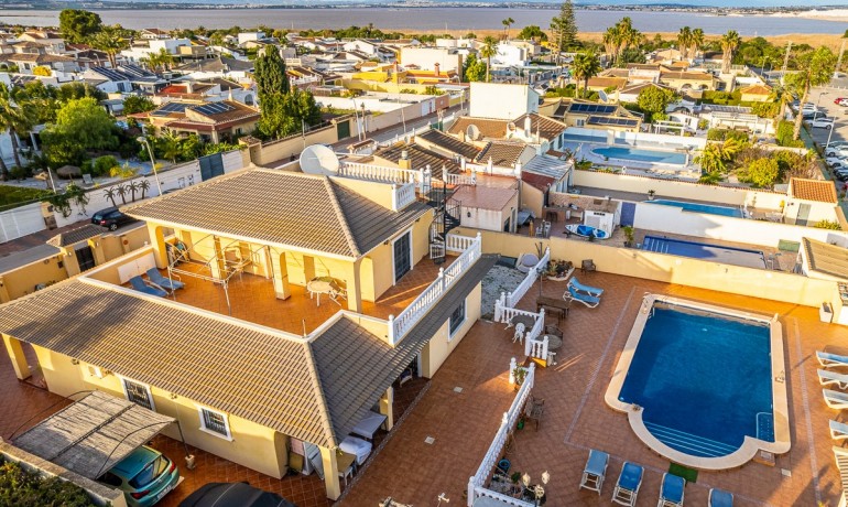 Herverkoop - Villa -
Torrevieja* - LOS BALCONES - LOS ALTOS