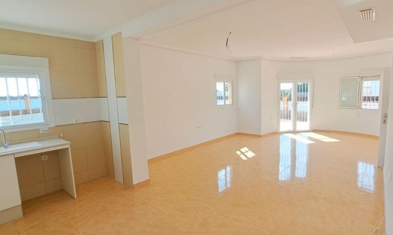 Herverkoop - Finca / Landgoed -
Catral - Catral - Country