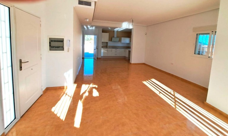 Herverkoop - Finca / Landgoed -
Catral - Catral - Country