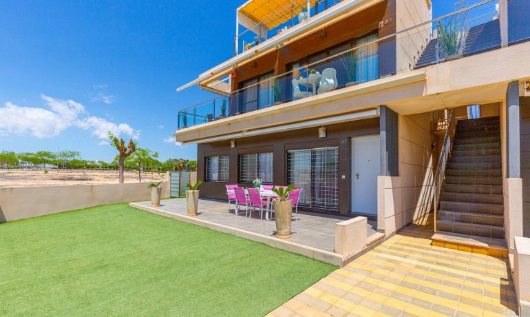 Herverkoop - Appartement / Flat -
Torre de La Horadada - Torre de La Horadada - Town