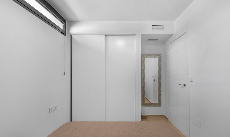 Herverkoop - Villa -
Orihuela Costa - La Zenia