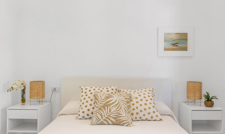 Herverkoop - Villa -
Orihuela Costa - Punta Prima