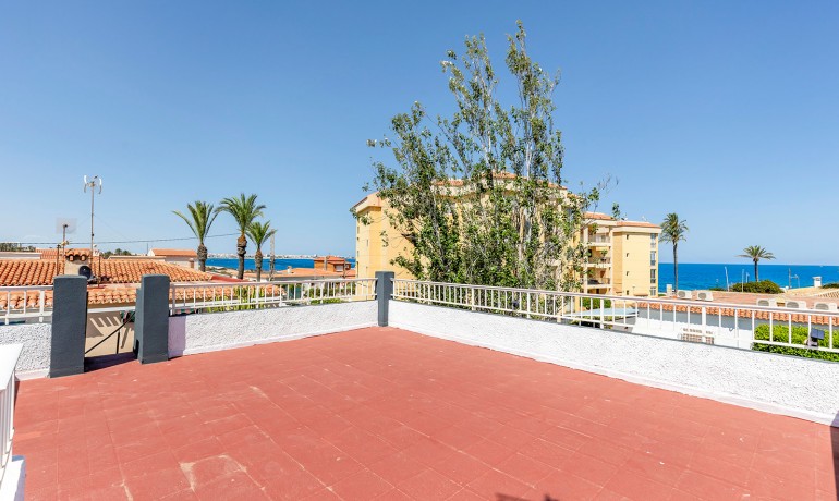 Herverkoop - Villa -
Torrevieja - Rocio del Mar
