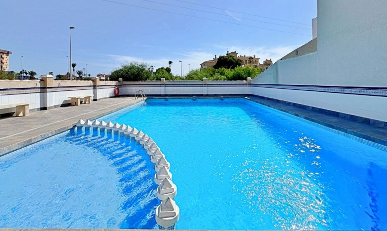 Herverkoop - Appartement / Flat -
Orihuela Costa - La Zenia