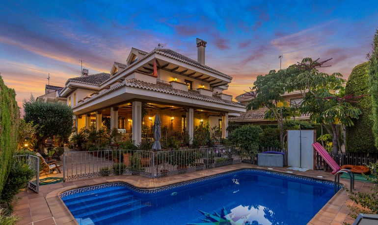 Herverkoop - Villa -
Torrevieja - La Veleta