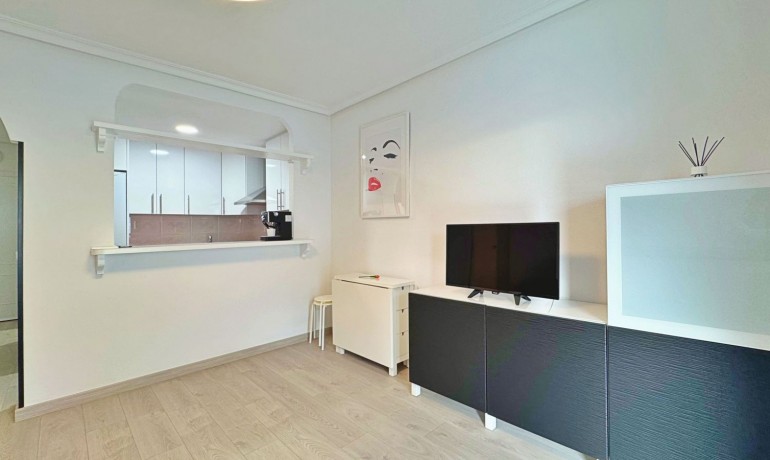 Herverkoop - Appartement / Flat -
La Mata - La Mata - Town