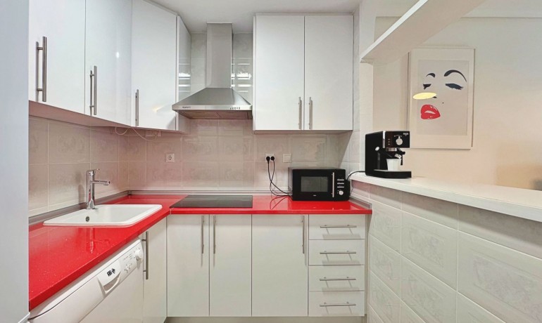 Herverkoop - Appartement / Flat -
La Mata - La Mata - Town