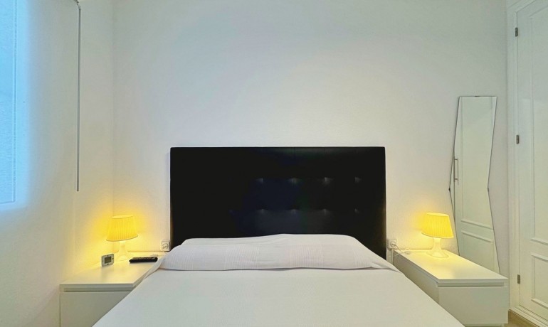 Herverkoop - Appartement / Flat -
La Mata - La Mata - Town