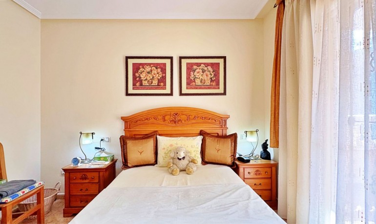 Herverkoop - Huis -
Orihuela Costa - Villamartin