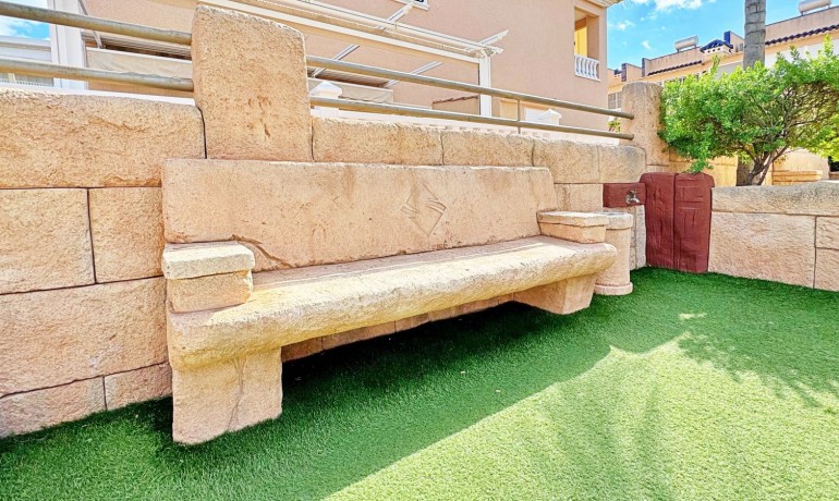 Herverkoop - Huis -
Orihuela Costa - Villamartin