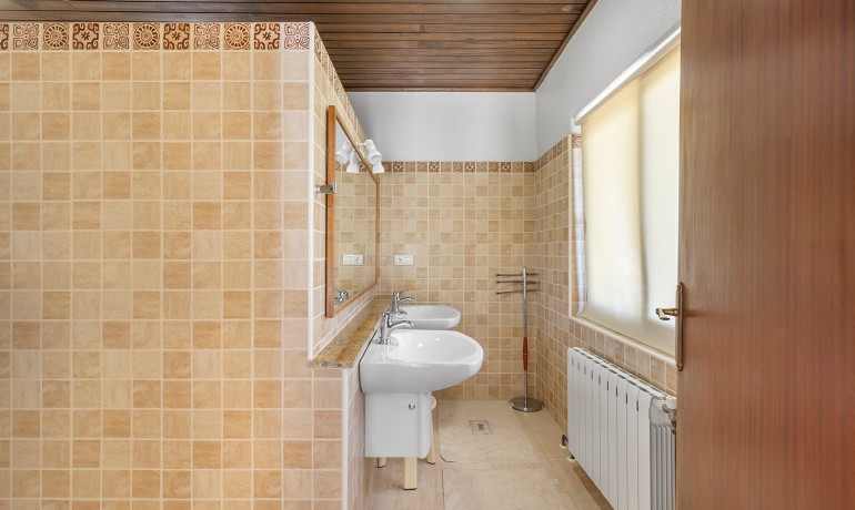 Herverkoop - Villa -
Orihuela Costa - Las Filipinas