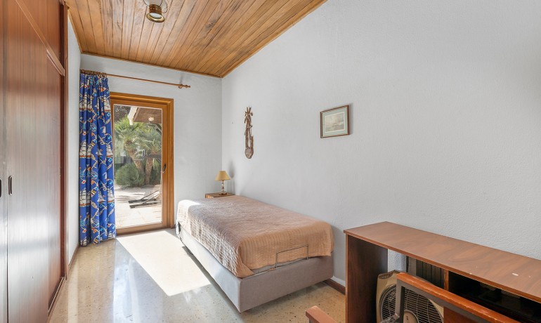 Herverkoop - Villa -
Orihuela Costa - Las Filipinas