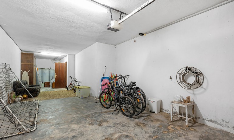 Herverkoop - Villa -
Orihuela Costa - Las Filipinas