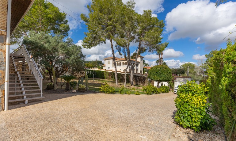 Herverkoop - Villa -
Orihuela Costa - Las Filipinas