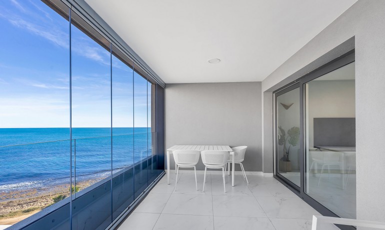 Herverkoop - Appartement / Flat -
Orihuela Costa - Punta Prima