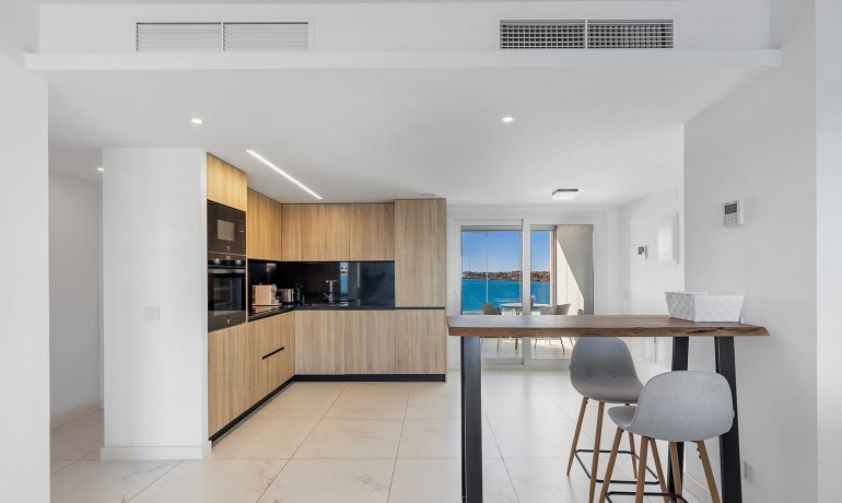 Herverkoop - Appartement / Flat -
Orihuela Costa - Punta Prima