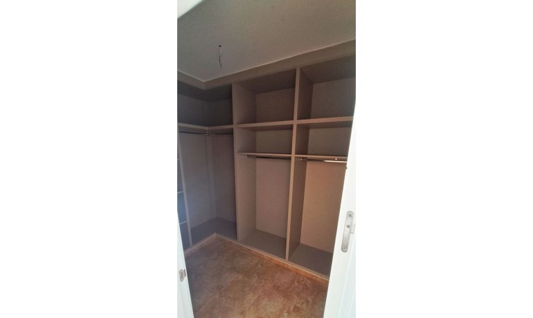 Herverkoop - Finca / Landgoed -
Catral - Catral - Country