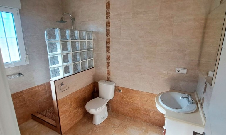 Herverkoop - Finca / Landgoed -
Catral - Catral - Country