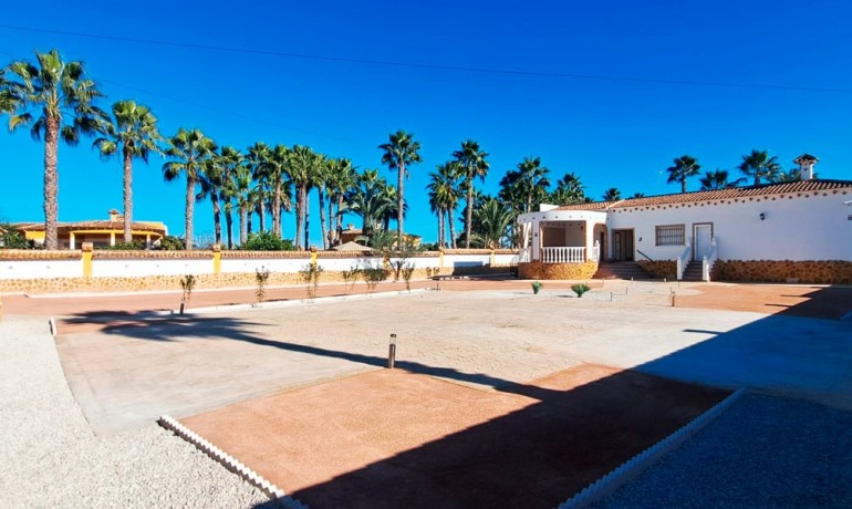 Herverkoop - Finca / Landgoed -
Catral - Catral - Country