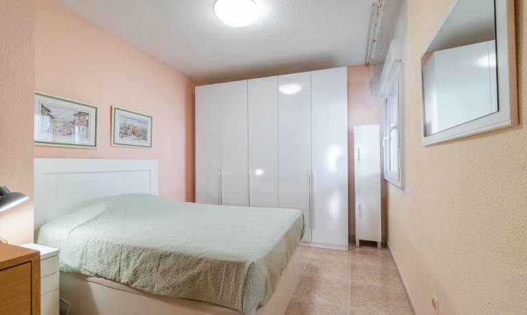 Herverkoop - Appartement / Flat -
Torrevieja* - Playa del cura
