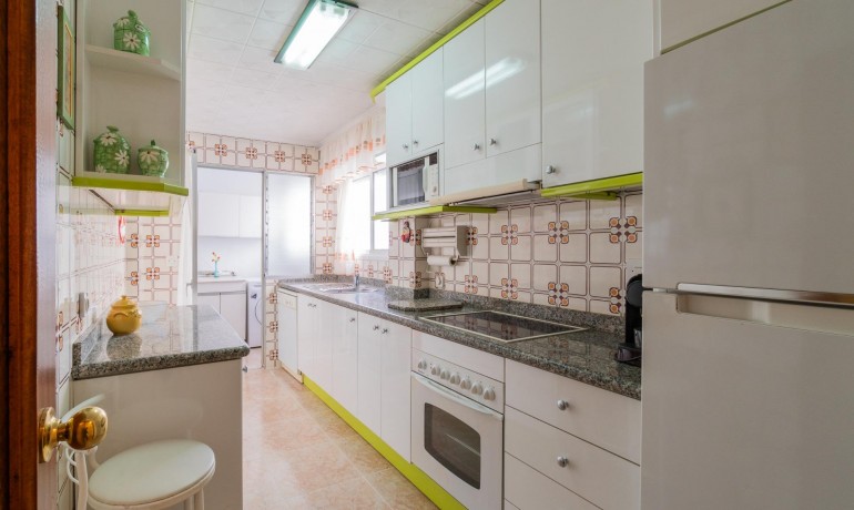 Herverkoop - Appartement / Flat -
Torrevieja* - Playa del cura