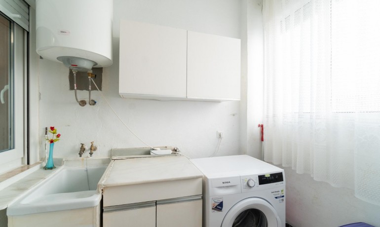 Herverkoop - Appartement / Flat -
Torrevieja* - Playa del cura