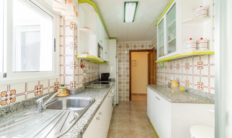 Herverkoop - Appartement / Flat -
Torrevieja* - Playa del cura