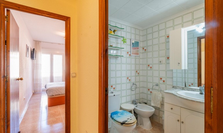 Herverkoop - Appartement / Flat -
Torrevieja* - Playa del cura