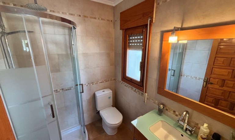 Herverkoop - Villa -
Cuidad Quesada* - CENTRO