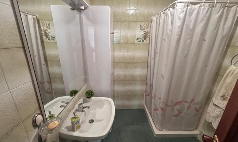 Herverkoop - Huis -
Algorfa* - Algorfa