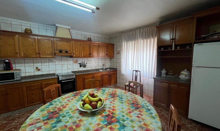 Herverkoop - Huis -
Algorfa* - Algorfa