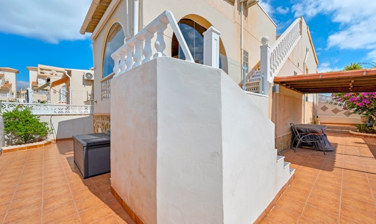 Herverkoop - Huis -
Ciudad Quesada - Ciudad Quesada - Town