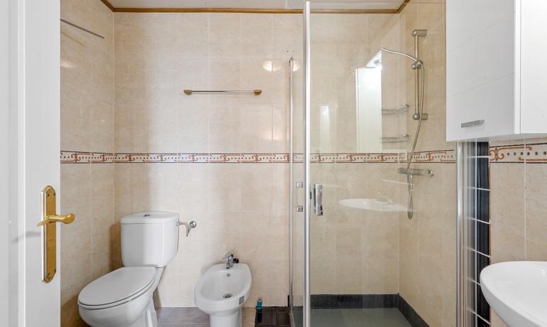 Herverkoop - Huis -
Ciudad Quesada - Ciudad Quesada - Town