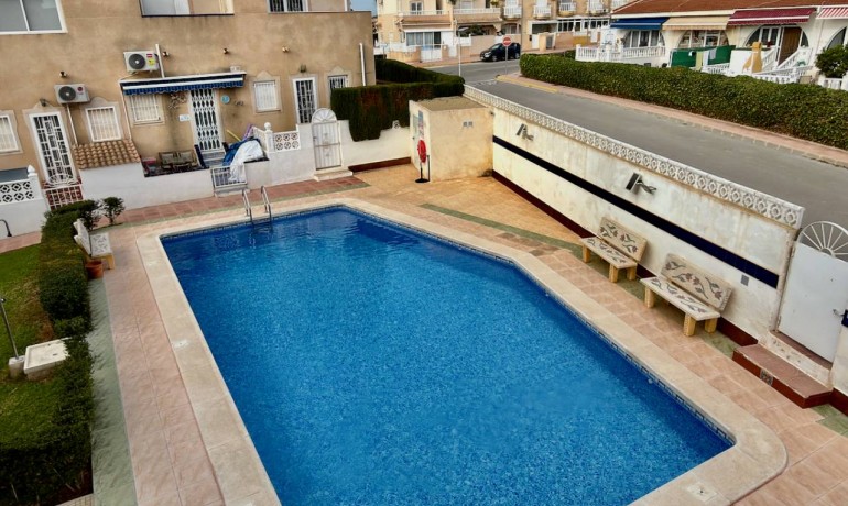 Herverkoop - Villa -
Ciudad Quesada - Ciudad Quesada - Town