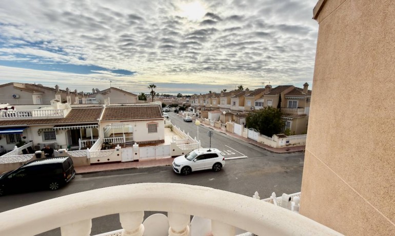 Herverkoop - Villa -
Ciudad Quesada - Ciudad Quesada - Town