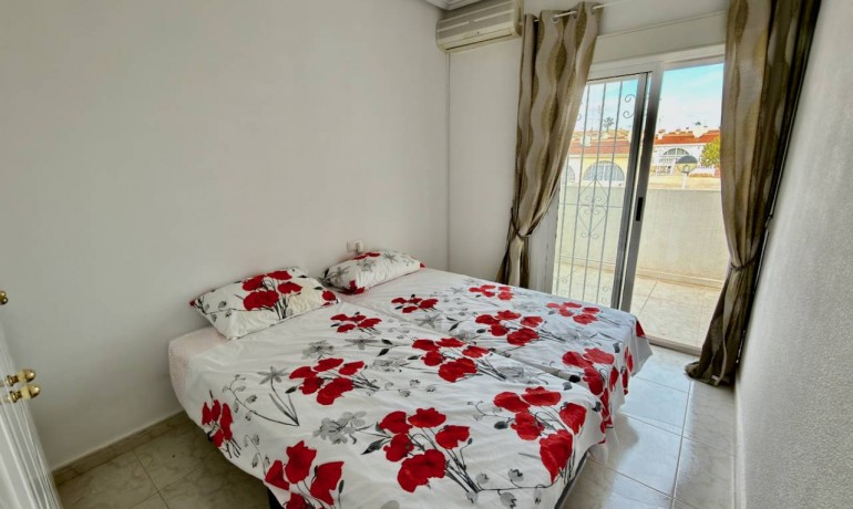 Herverkoop - Villa -
Ciudad Quesada - Ciudad Quesada - Town